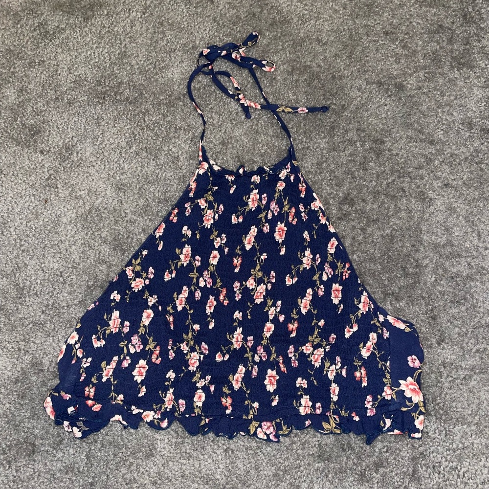 American eagle crop top open back